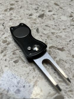Brand New Divot Tool!