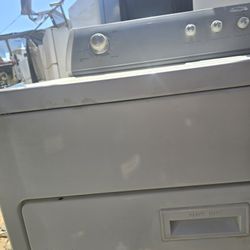Whirlpool Gas Dryer Super Capacity And Heavy Duty Works Excellent 