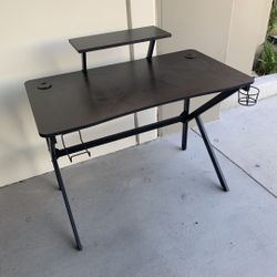 New In Box 40x23x30 Inch Tall Gaming Office Computer Desk Table With Detachable Monitor Shelf Stand 