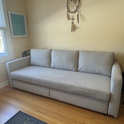 Couch/sleeper/storage