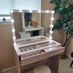 Glam Vanity In Stock For Same Day Delivery 🚚 