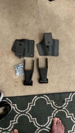 99-06 Chevy Silverado 4” rear lowering kit
