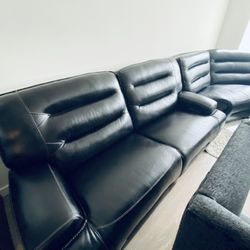 3-pcs Sectional Leather Reclining Chairs with the Center Table