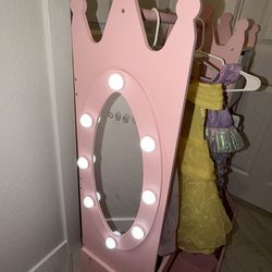 Kids dress up and bookshelf