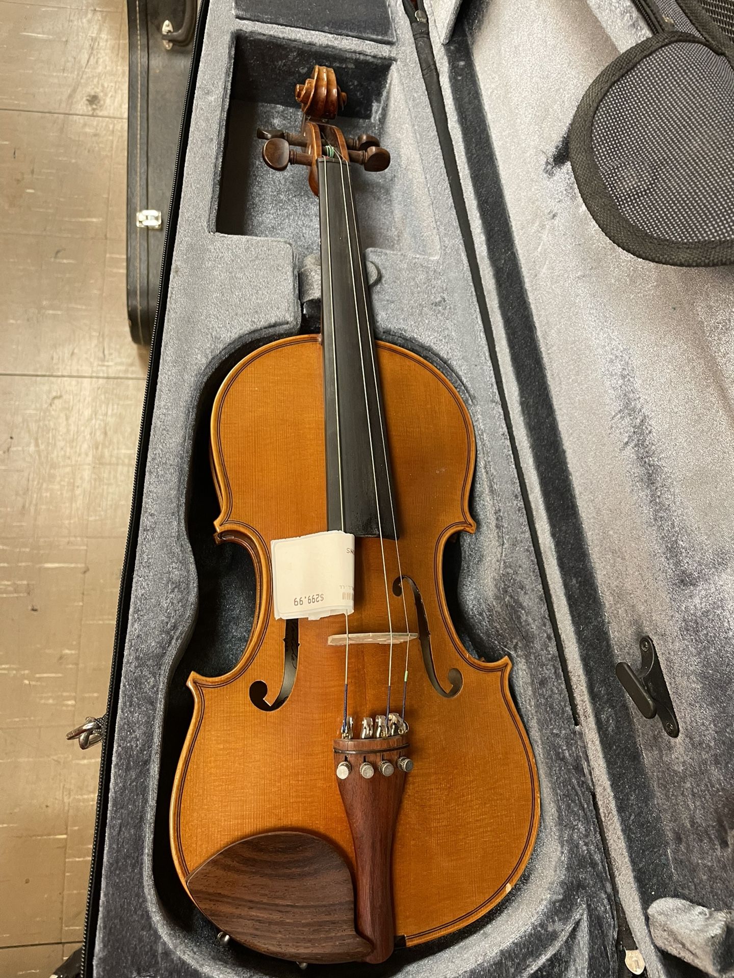 Yamaha 3/4 Size V5 Violin W/ Case No Bow & Missing String