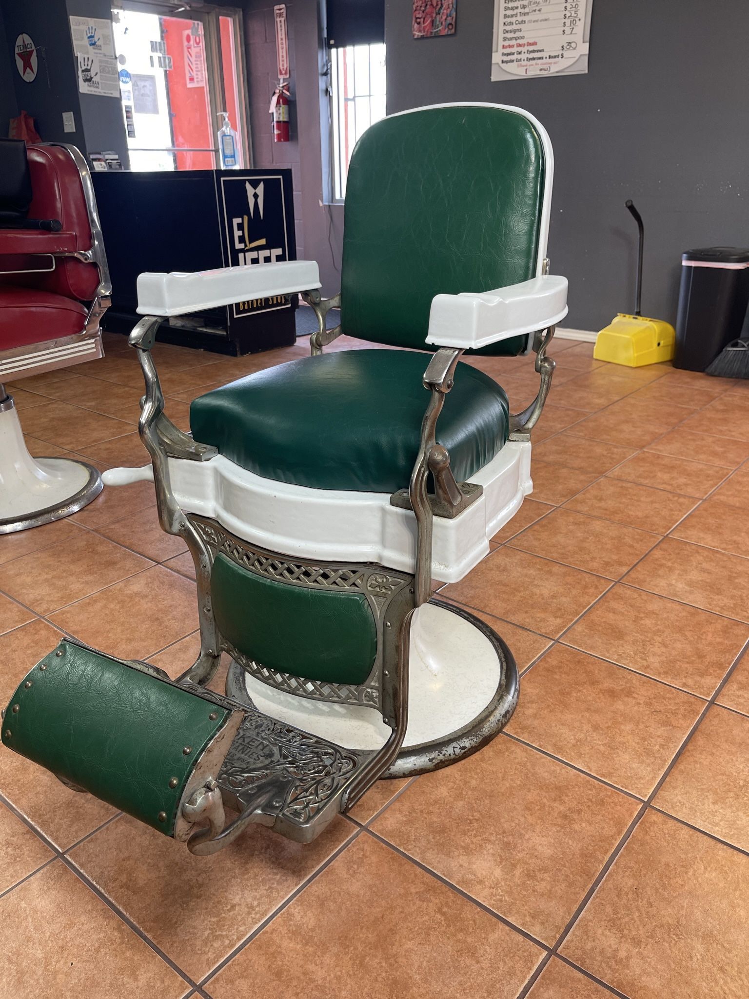 1920’s Koken antique barber chair