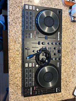 Numark DJ Controller