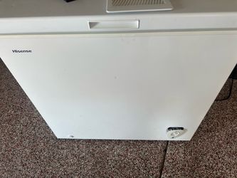 Hisense Freezer (Needs work)