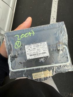 SQD FTL3200 Fusible PullOut Switch 200 amp