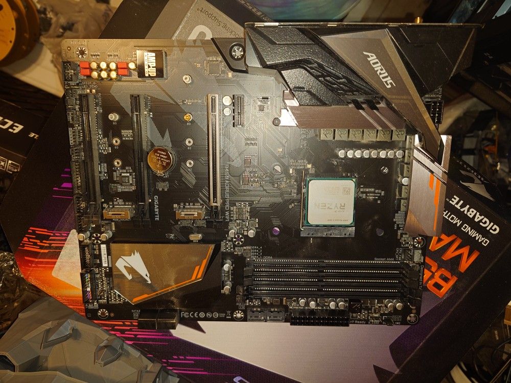 Motherboard B450 Aorus Pro Wifi With Ryzen 5 2600