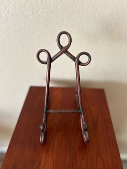 Easel