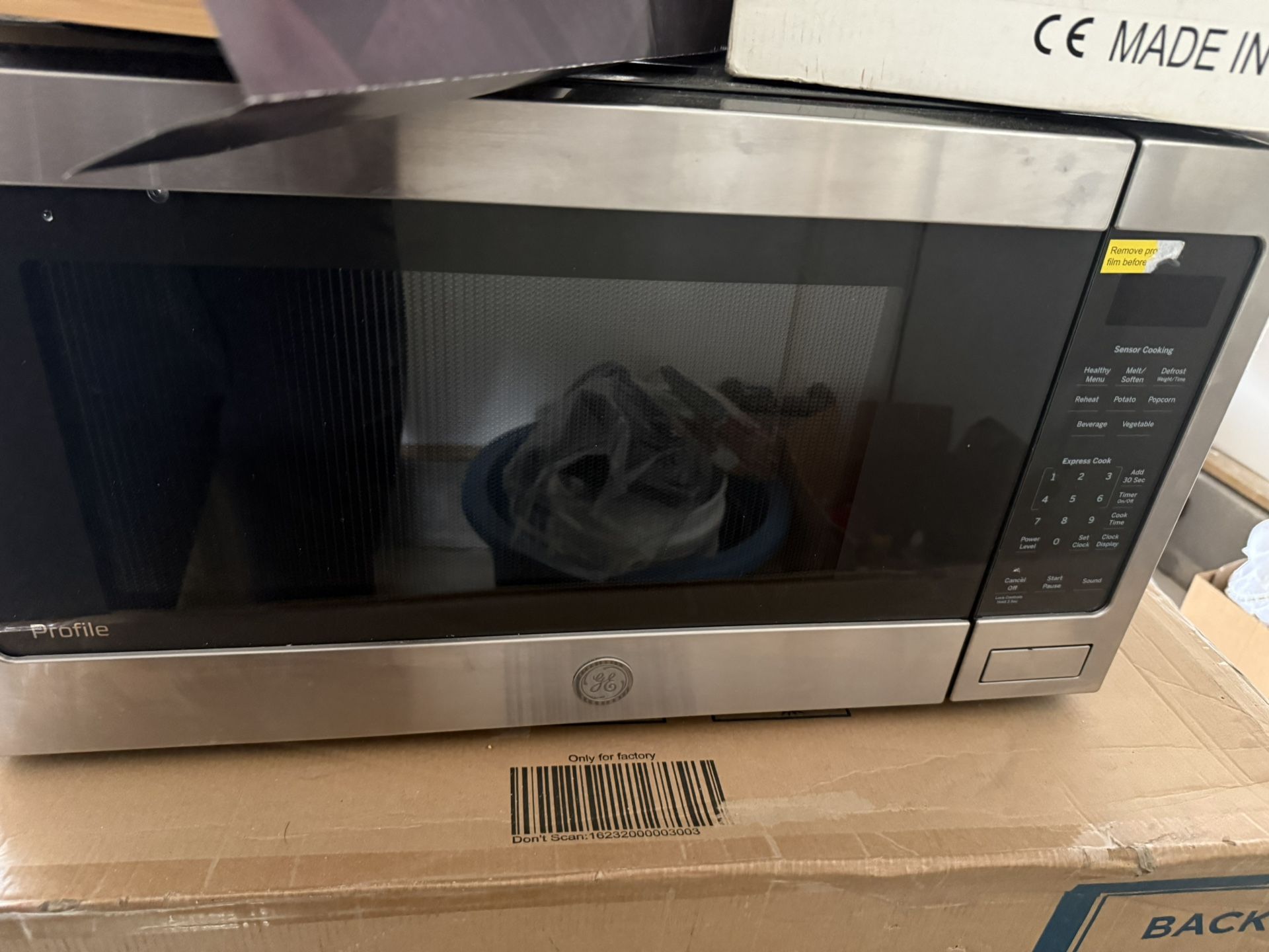 Brand New Microwave