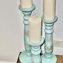 Set Of 3 Blue Pillar Candle Stands With Candles 