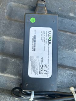 Luxul Gigabit Power-over-Ethernet injector