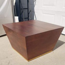 Coffee Table  - Excellent Condition 