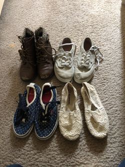 Girls shoes