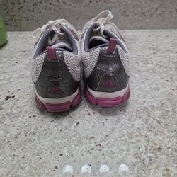 Adidas tennis shoes vintage