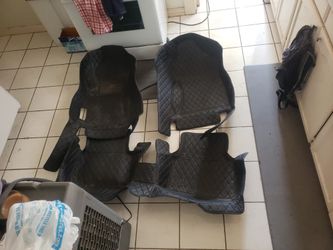 Subaru Crosstrek Hybrid Custom Floor Mats