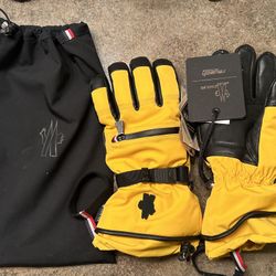 Moncler Grenoble Gloves