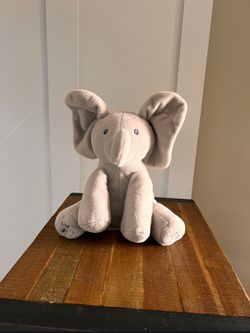 GUND BABY FLAPPY THE ELEPHANT MUSICAL PLUSH