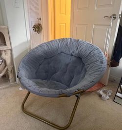 Gray Foldable Saucer Moon Chair