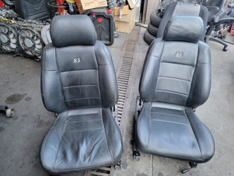 FRONT SEATS LEFT AND RIGHT SUBARU 2001 R/S