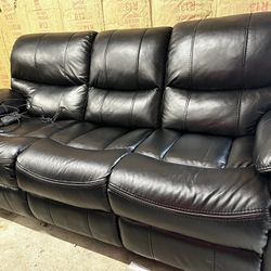 Couchs Love Seat And Three Seater