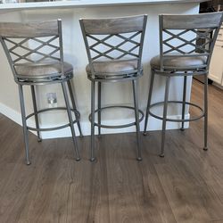 3  stools Bar stool height