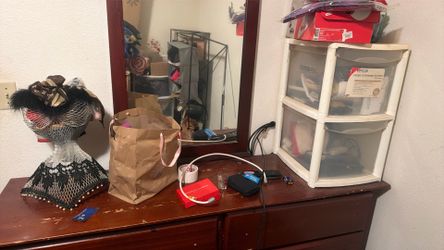 Free dresser set with mirror Free dresser set with mirror