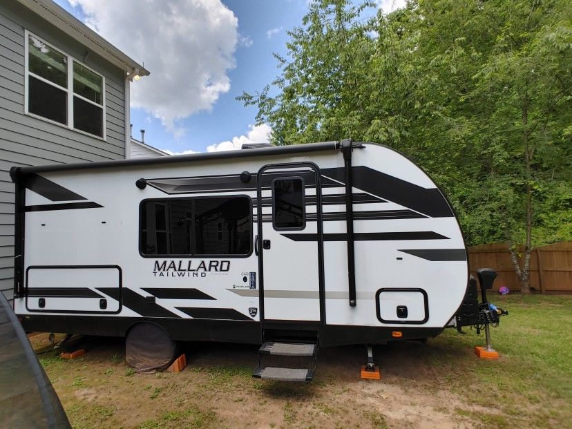 2022 Mallard Tailwind T180BH