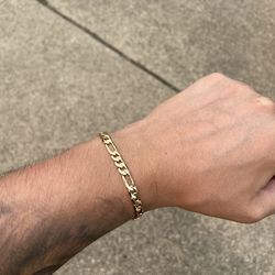Gold Bracelet Figaro Link 8in 6mm