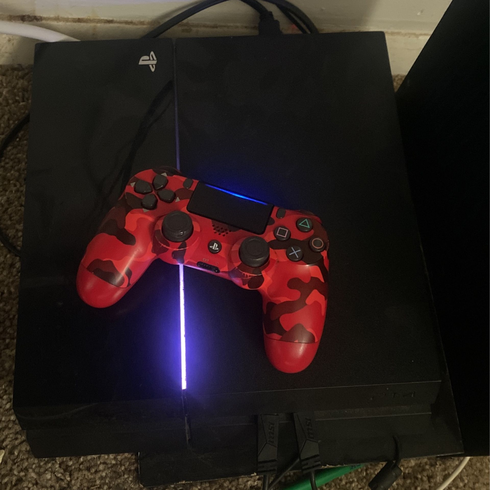 PS4 Console 