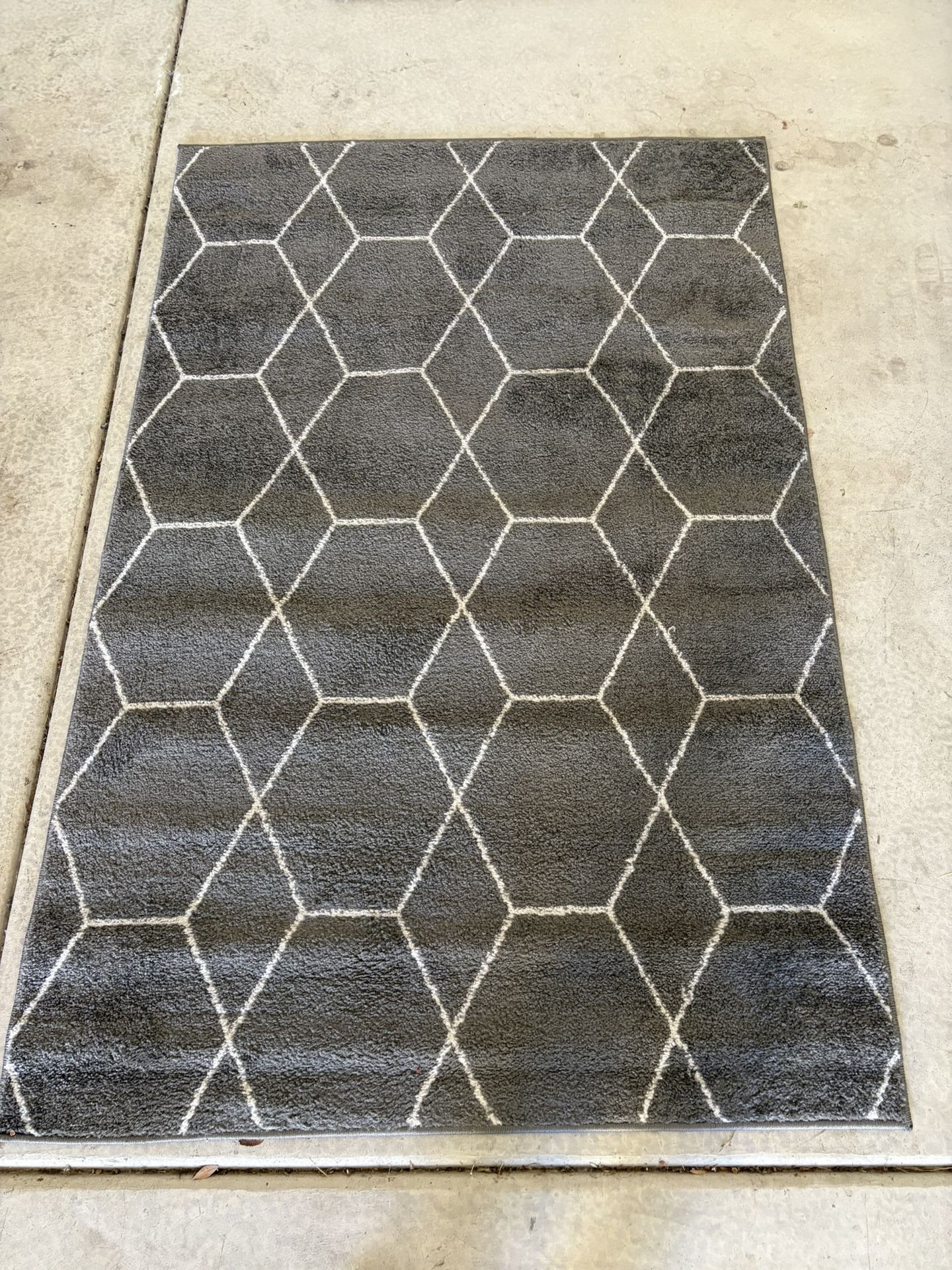 Gray and White Accent Rug