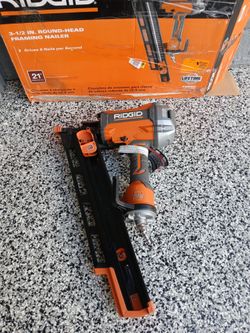 FRAIMING NAIL GUN RIDGID