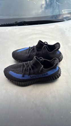 Yeezy’s boost 350 V2