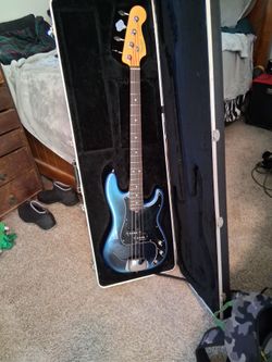 Fender bass