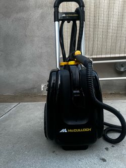 This is a McCulloch MC1385 Deluxe Canister Steam