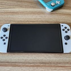 Nintendo Switch OLED Model HEG-001 Handheld Console - 64GB - White