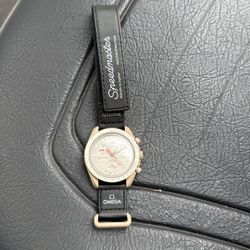 omega swatch moonswatch jupiter