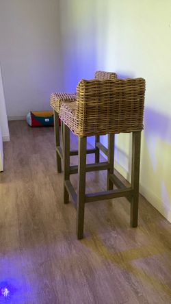 2 bar high chairs