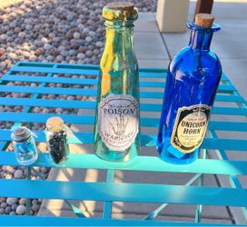 Halloween Display Potion Bottle Set (New!)