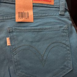 524 Levi’s Blue Woman’s Jeans Size 26