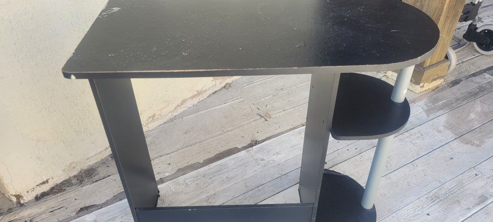 Black Computer Desk