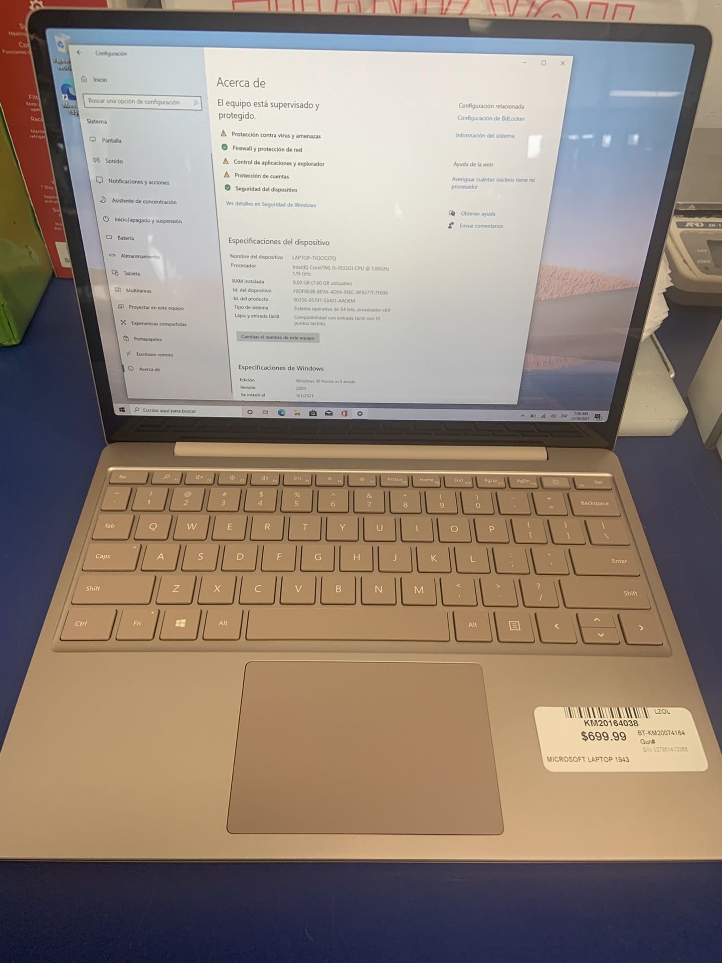 Microsoft Surface Laptop Go