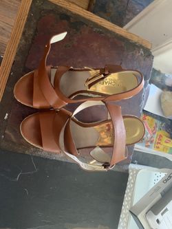 Michael Kors size 6 1/2