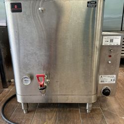 Grindmaster 830(E) 30 gal Water Boiler w/ Dial Thermometer, Auto Refill, 120/208v/1ph