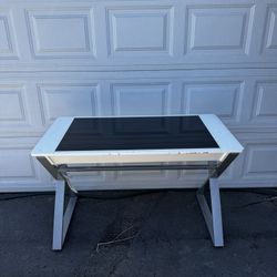 Professional office desk, white two available