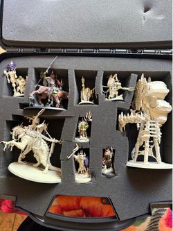 Warhammer Age of Sigmar minis