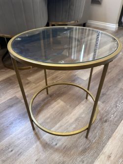 Coffee table and side table.