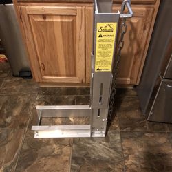 Sky Hi Bench For A Pump Jack System